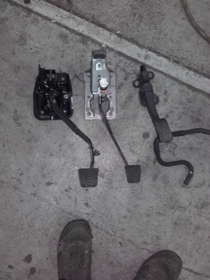 asx 4008 c4 aircross pedal hamulca sprzegla gazu