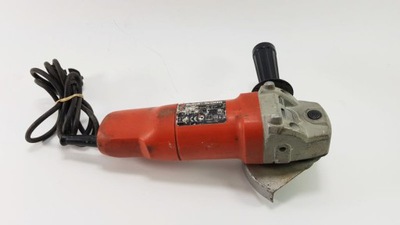 SZLIFIERKA BLACK&DECKER AST6XC