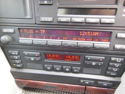 PANEL NAWIEWU KLIMATYZACJI BMW E38 6901308