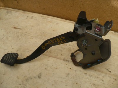 PEDAL SPRZEGLA HAMULCA HYUNDAI I30 EUROPA