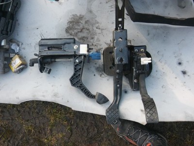 Pedal hamulca sprzegla gazu seat leon toledo 2