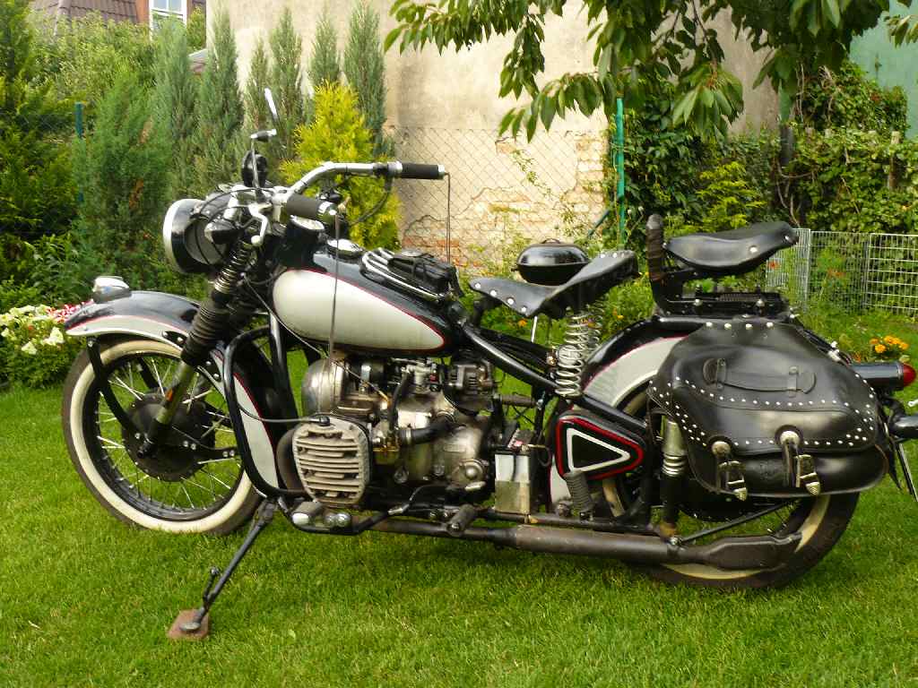 Piękny Custom na bazie M72