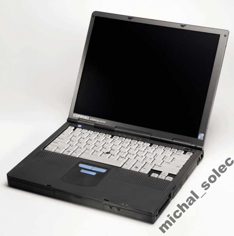 Compaq Armada M700 Pentium 3 / 320 MB / HDD 40GB