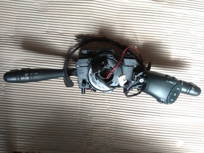 Przełącznik zespolony Renault Megane 7700846402F
