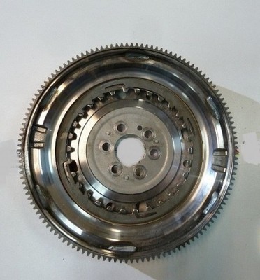 VW SKODA SEAT 1.0 TSI KOLO ZAMACHOWE 04C105266D