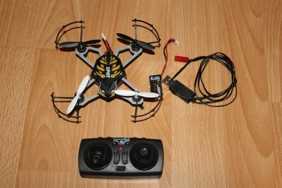 Dron quadrokopter Revell control Spot Kamera