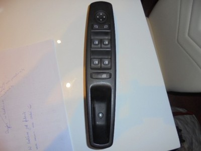 RENAULT MEGANE 3 PRZELACZNIK SZYB LEWY PRZOD